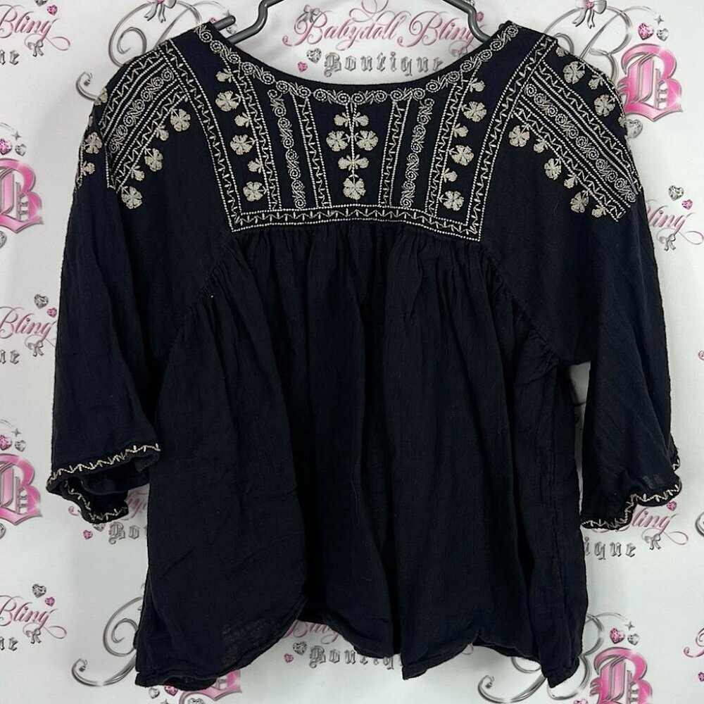 MNG suit top ruffle boho embroidered embroidery Chic Black flowy Blouse
